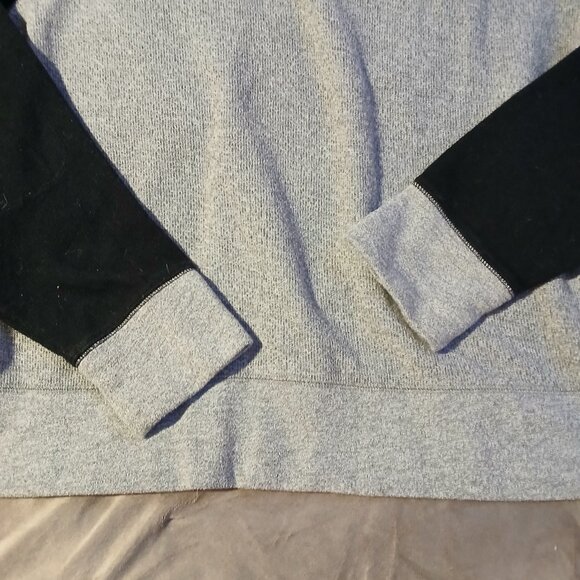 Banana Republic Women's Crew Neck Raglan Sleeve Sweater SZ L GUC - Picture 2 of 4